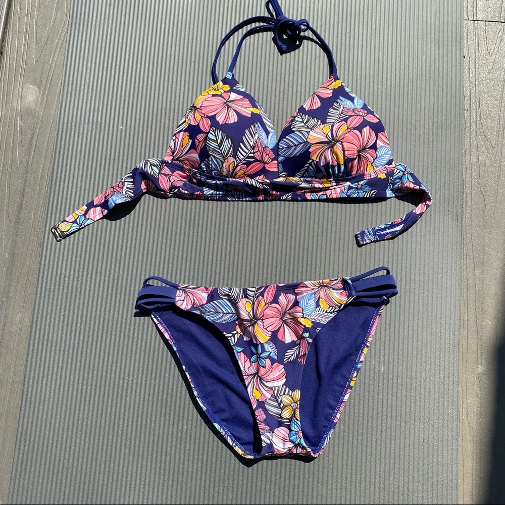 True Craft Bathing suit